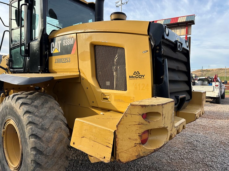 2016-caterpillar-938m-image-25