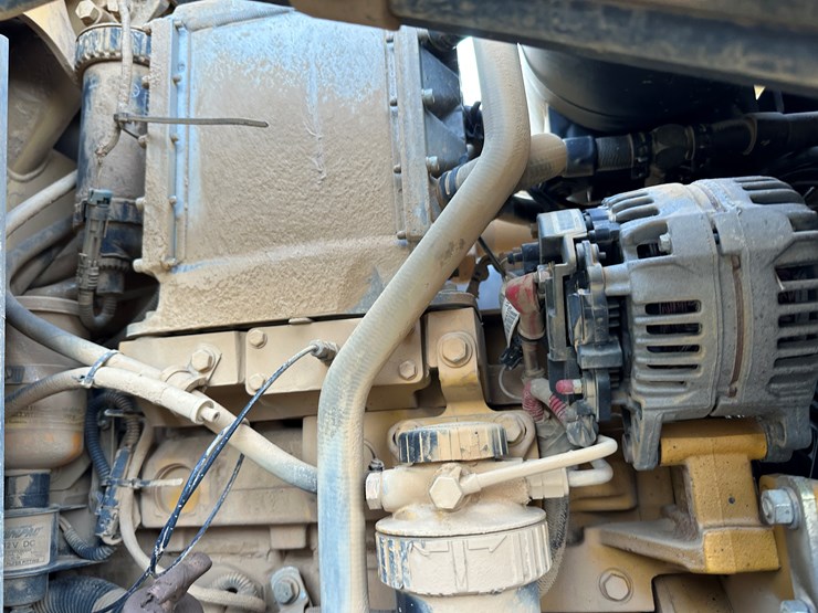 2011-deere-310sj-image-31