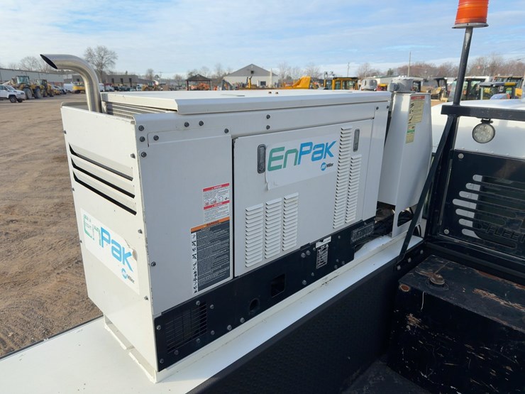 2017-kenworth-t270-image-29