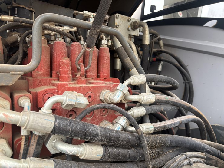 2018-wacker-neuson-et145-image-36