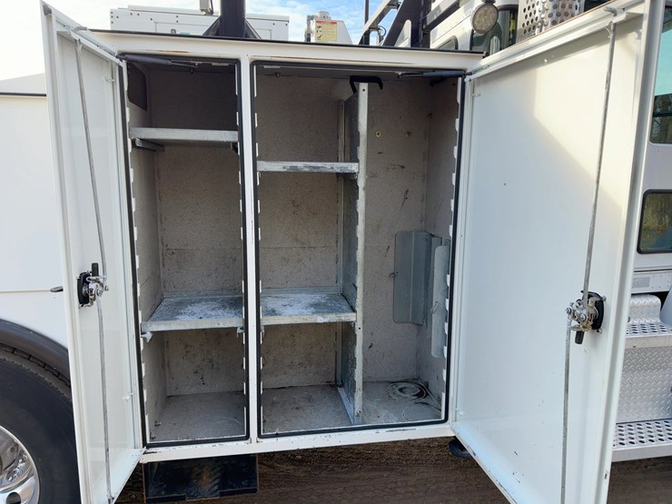 2017-kenworth-t270-image-23