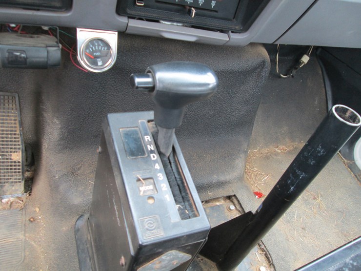 1997-ford-f800-image-41