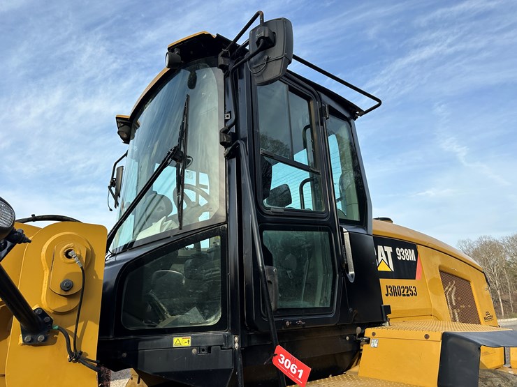 2016-caterpillar-938m-image-28