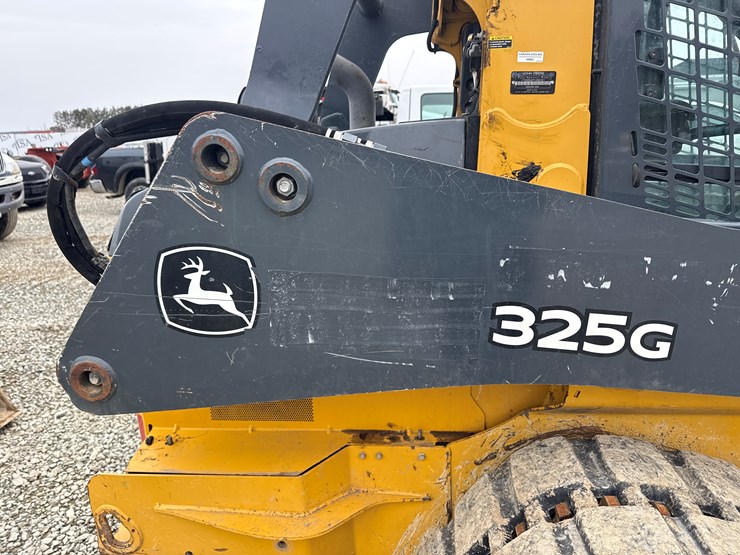 deere-325g-image-21