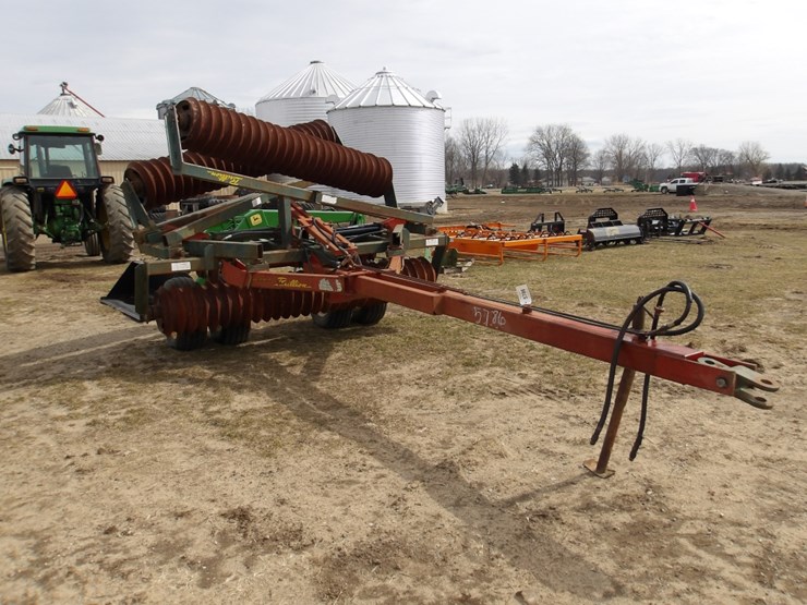 #5786-•-brillion-24’-cultipacker-\ufffd-model-x-108-image-2