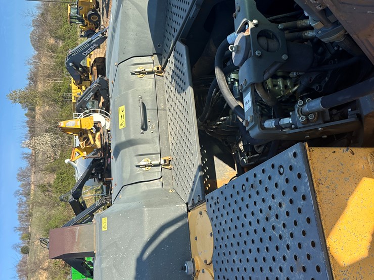 2017-volvo-ec350el-image-32