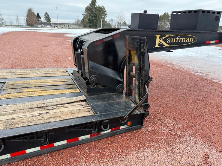 #301-•-lot-301-image-22