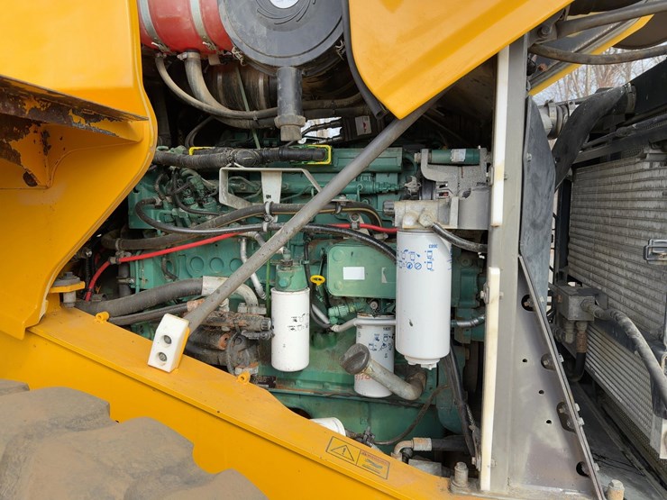 2013-volvo-l70g-image-19