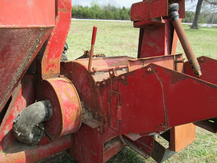 case-ih-1250-image-21