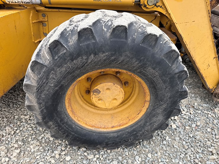 2001-deere-310sg-image-88