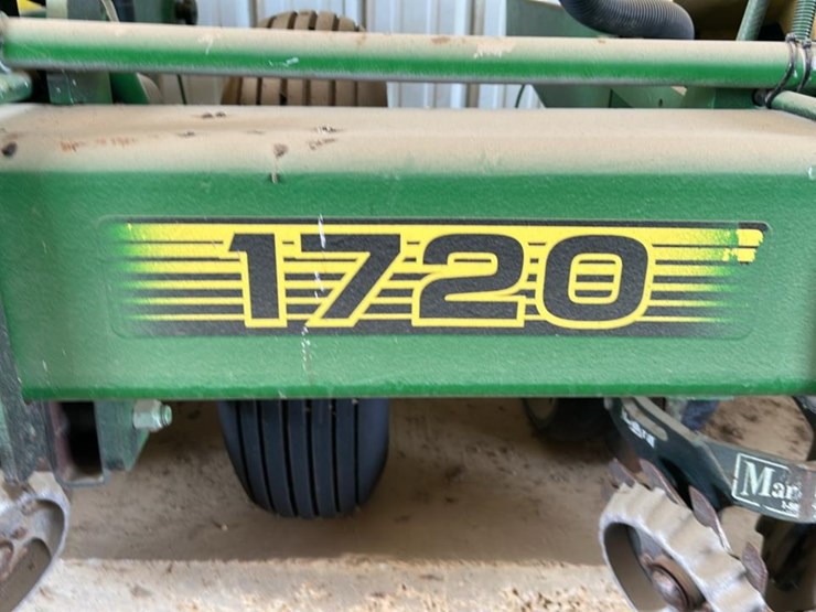 john-deere-1720-image-26