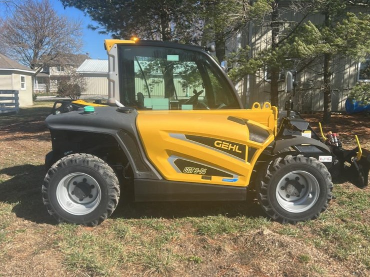 #101-•-2023-gehl-gct3-14-telehandler-image-6