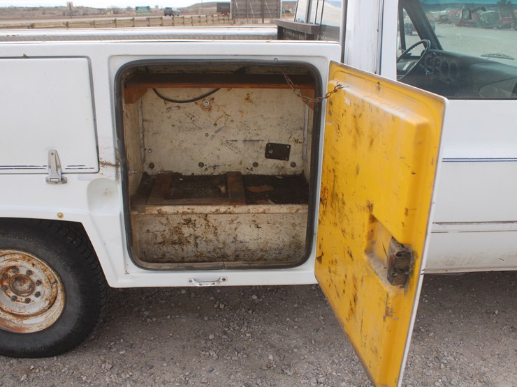 1984-chevrolet-c20-image-30