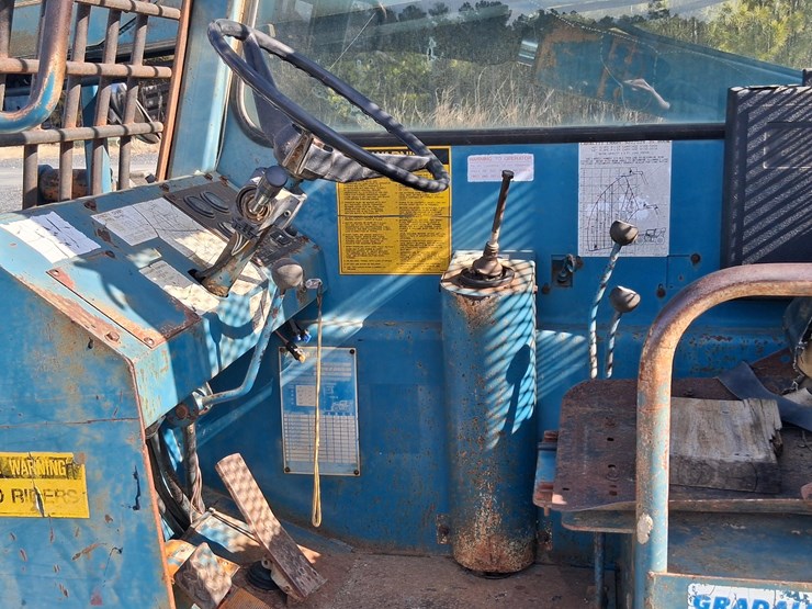 #102-•-1992-gradall-524-telehandler-image-14