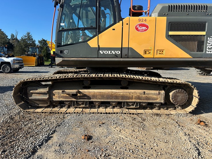 2017-volvo-ec350el-image-58