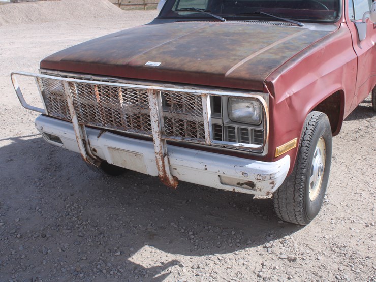 #3022-•-1980-chevy-silverado-3/4-ton-truck-with-flatbed-image-9