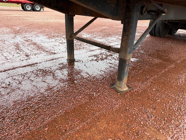 #302-•-lot-302-image-13