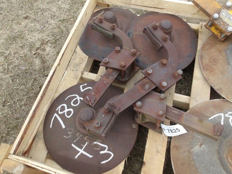#7825-•-(3)-plow-coulters-image-2