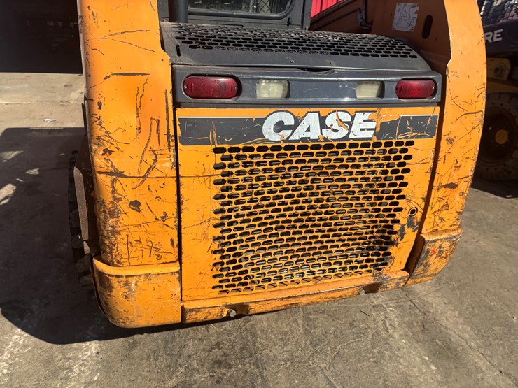 2011-case-sr220-image-13