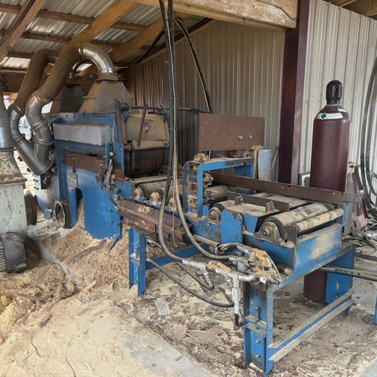 #146 • Brewer Double Arbor Gangsaw w/ Sizer