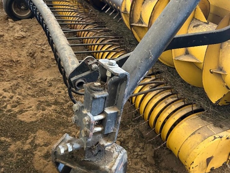 #7579-•-2003-new-holland-fx68-chopper-(snover)-image-17