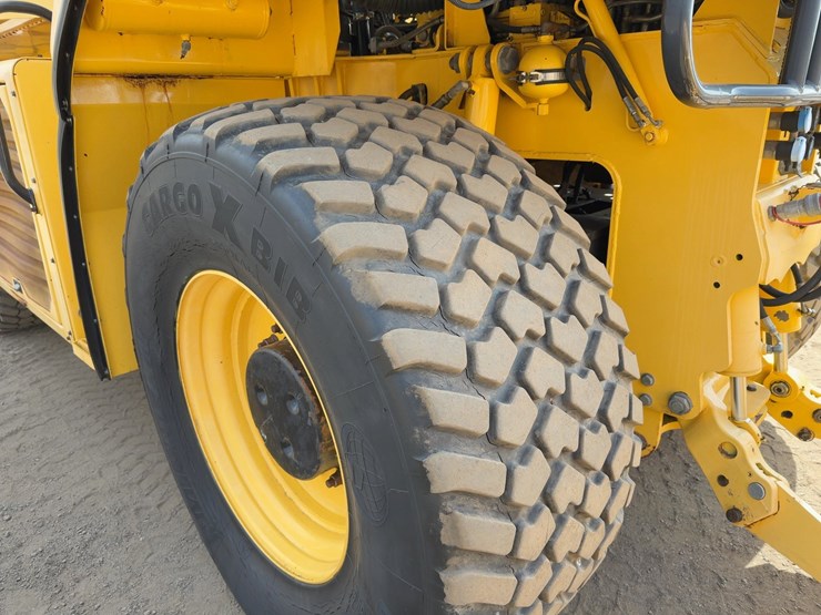 2012-gvm-ut5212-powerplatform-multipurpose-vehicle-image-13