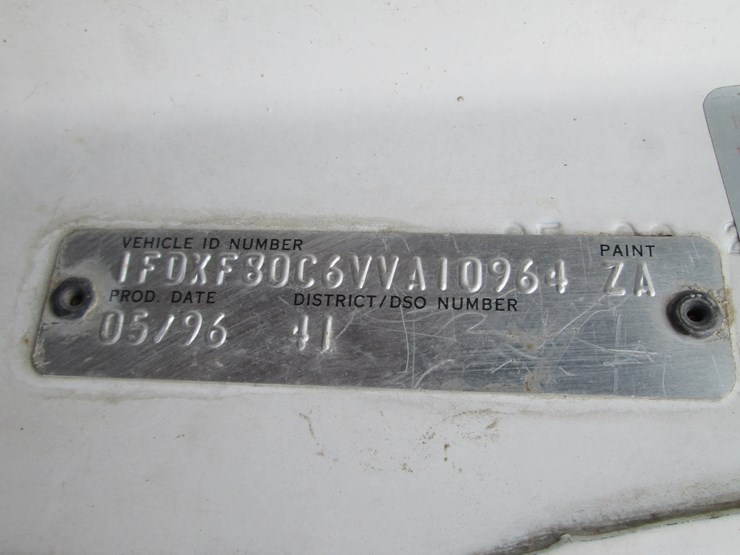 1997-ford-f800-image-46