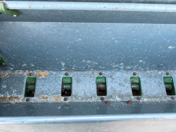 john-deere-b-image-15