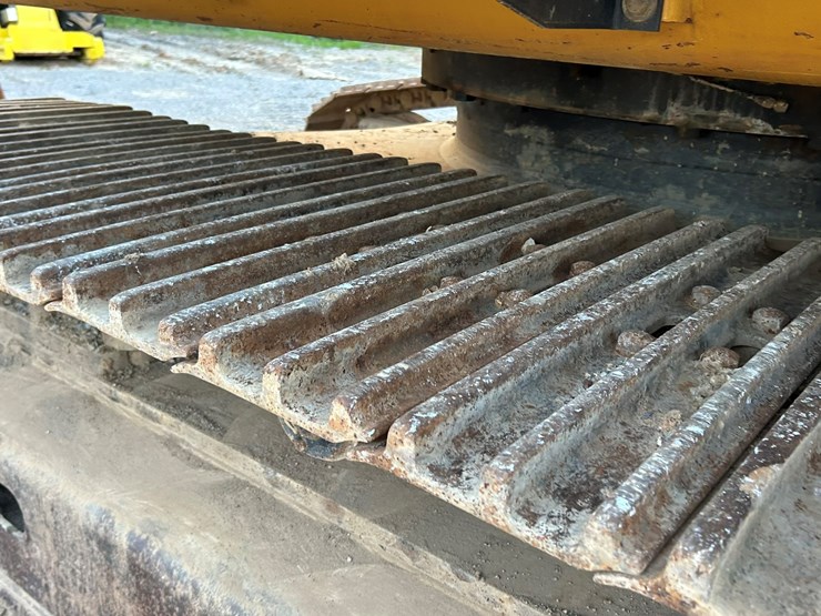 deere-470g-lc-image-81