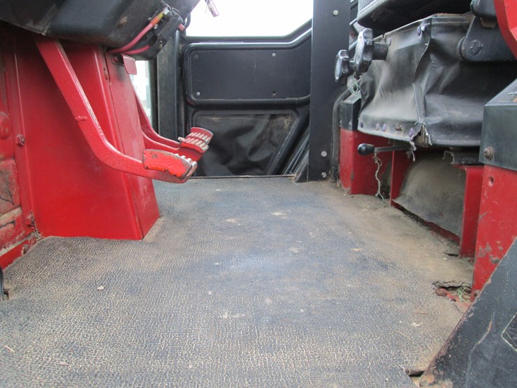 1977-international-886-image-34