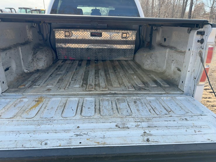 2013-ford-f150-xlt-image-12