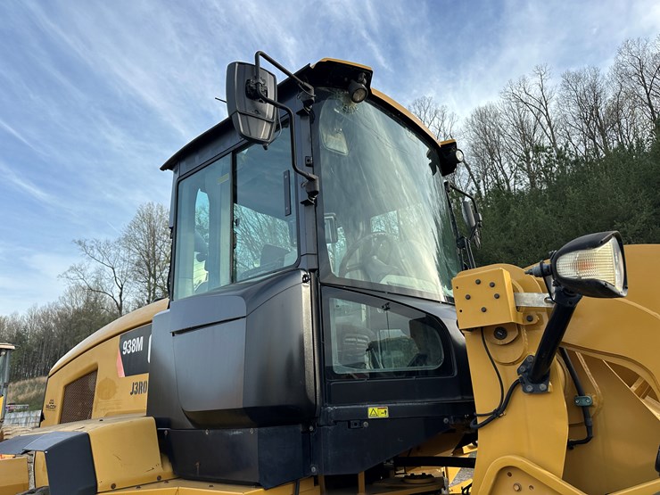 2016-caterpillar-938m-image-21