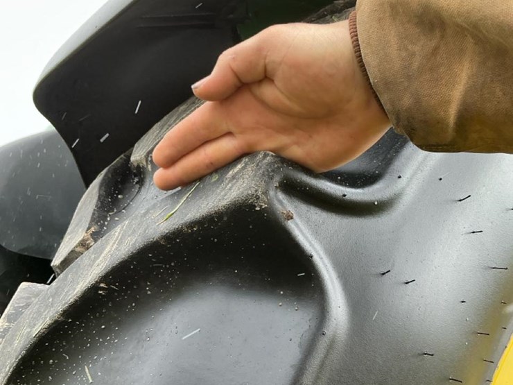 2000-john-deere-6410-image-78