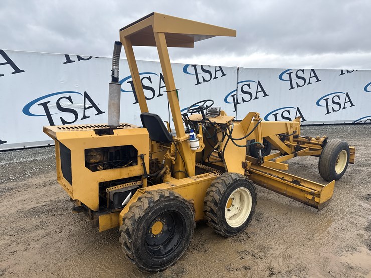 massey-ferguson-8-image-5