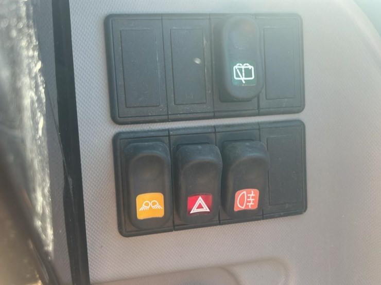 #101-•-2023-gehl-gct3-14-telehandler-image-21