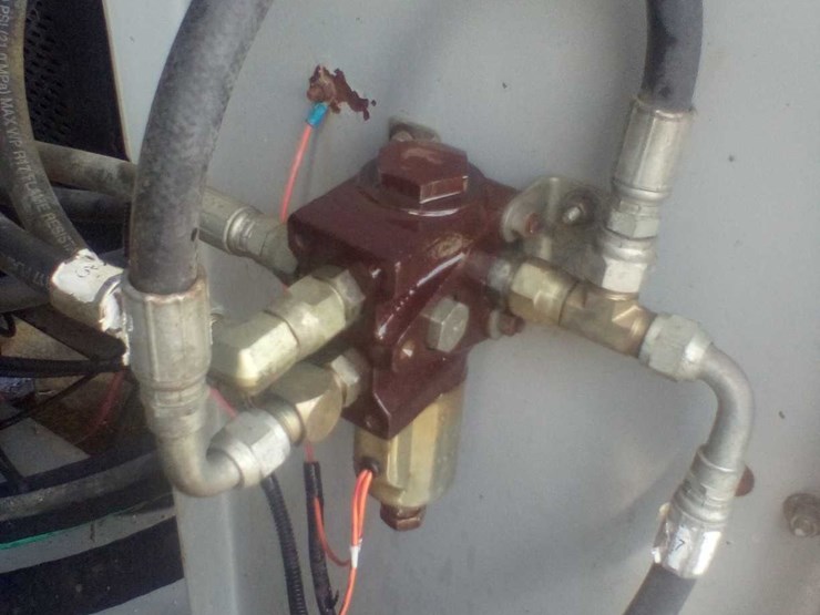 #140-•-2007-cemantech-10-yard-volumetric-mixer-image-46