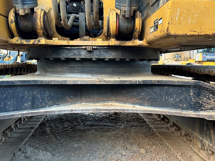 deere-470g-lc-image-70