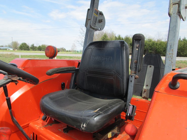 kubota-m6800-image-34