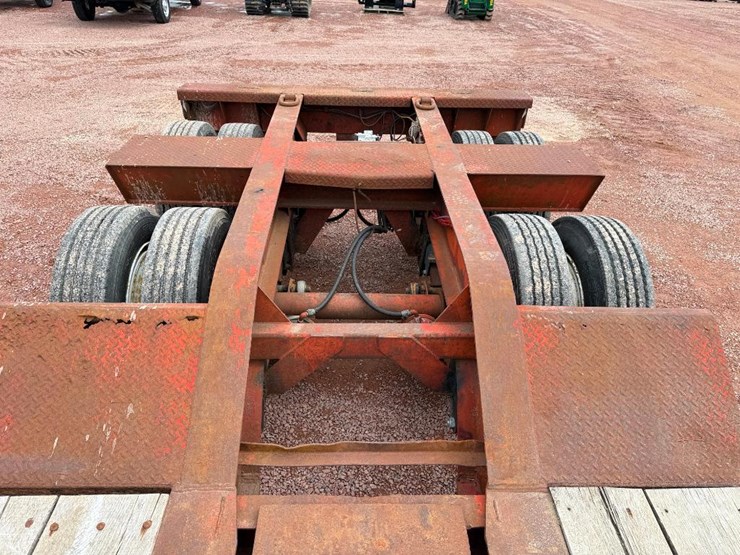 #194-•-lot-194-image-31