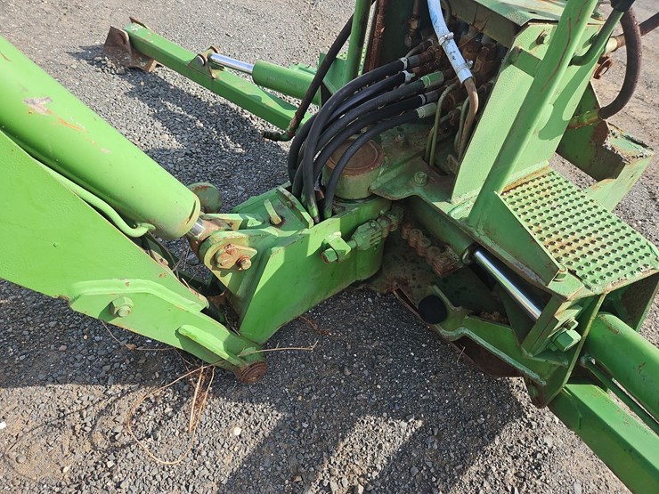 backhoe-attachment-image-5