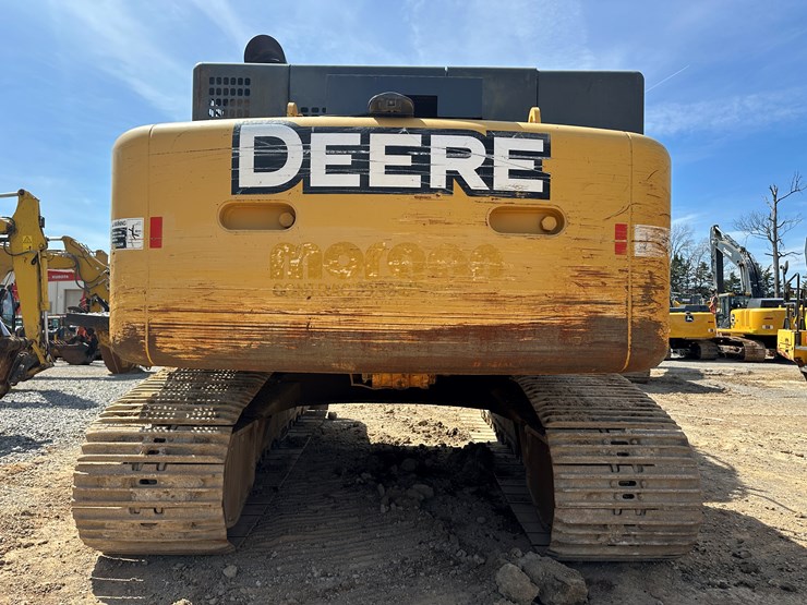 2016-deere-470g-lc-image-3