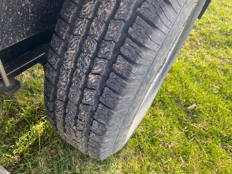 2023-patriot-345c-seed-tender-image-32