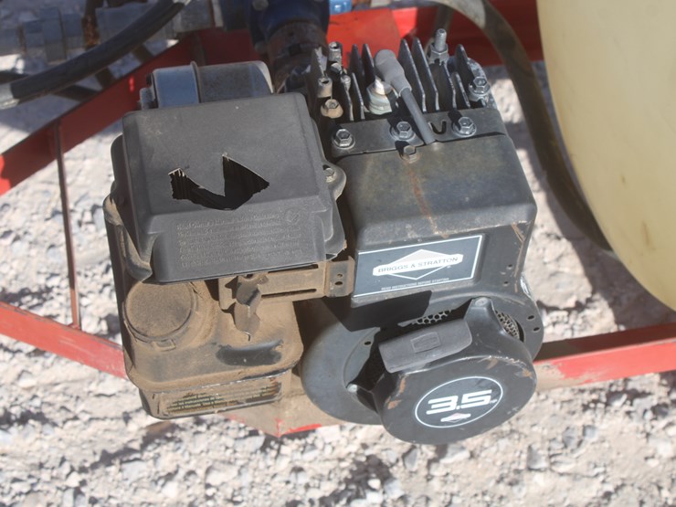 #3093-•-55-gallon-pull-type-sprayer-with-gas-motor-image-8