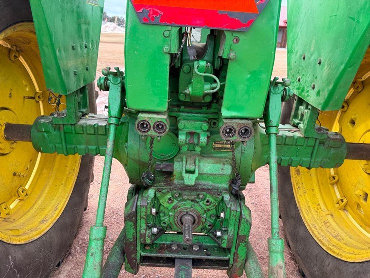 john-deere-4020-image-26