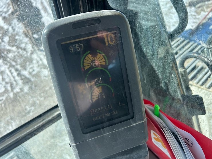 2011-caterpillar-329d-image-32