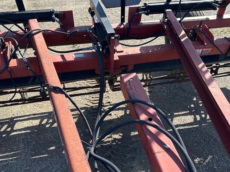 case-ih-crumbler-image-5