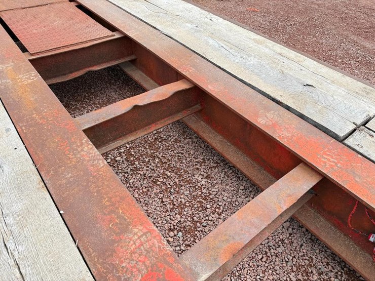 #194-•-lot-194-image-29