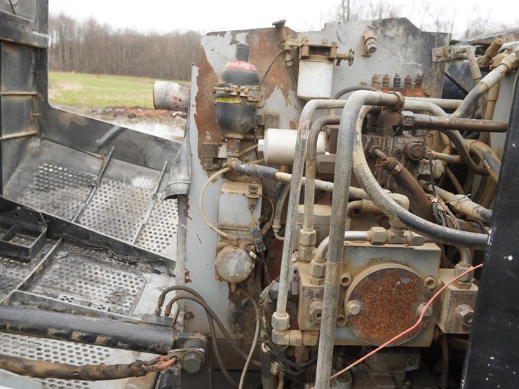 2011-timberpro-tf830b-image-90