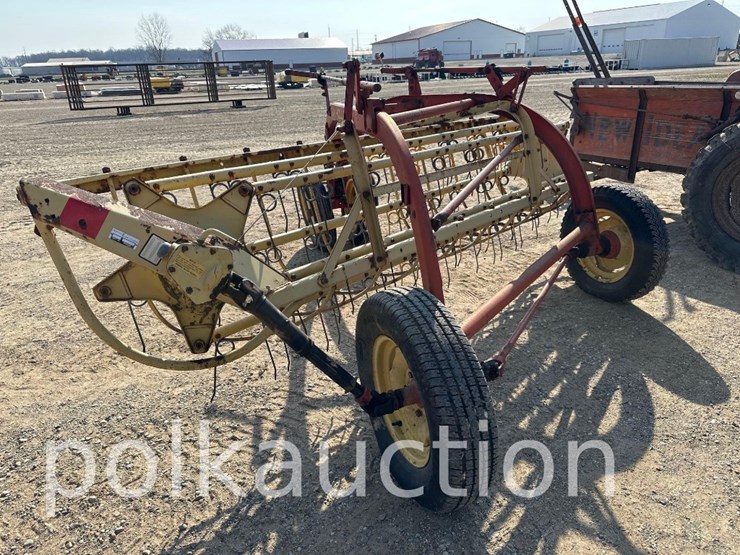 new-holland-256-image-5