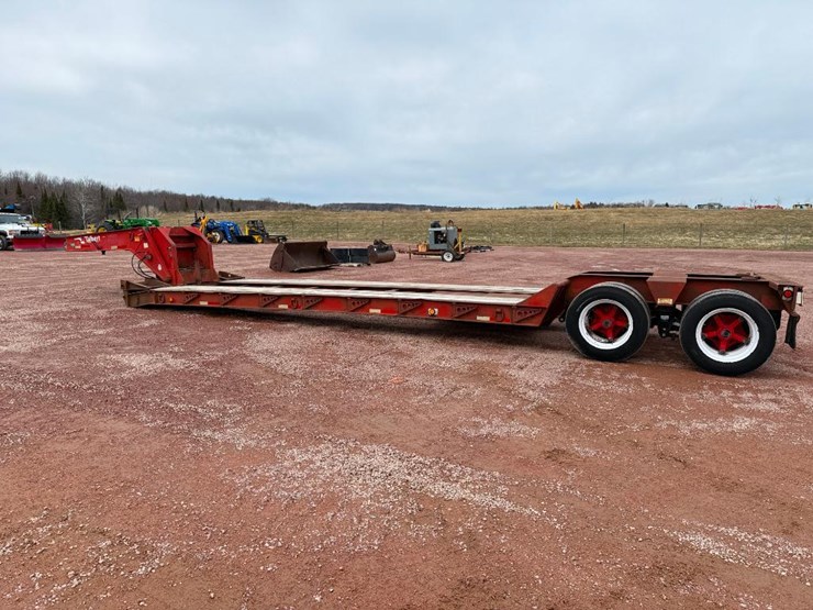 #194-•-lot-194-image-6